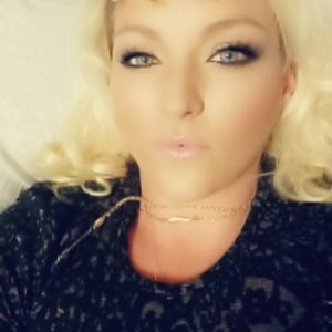 Meet your Posher, Pamela